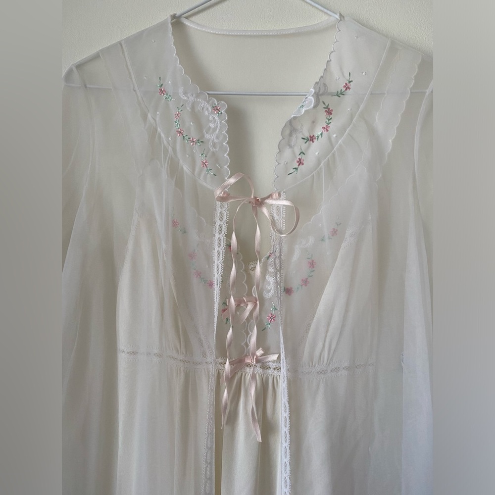 Vintage Vanity Fair Nightgown & Robe Set
